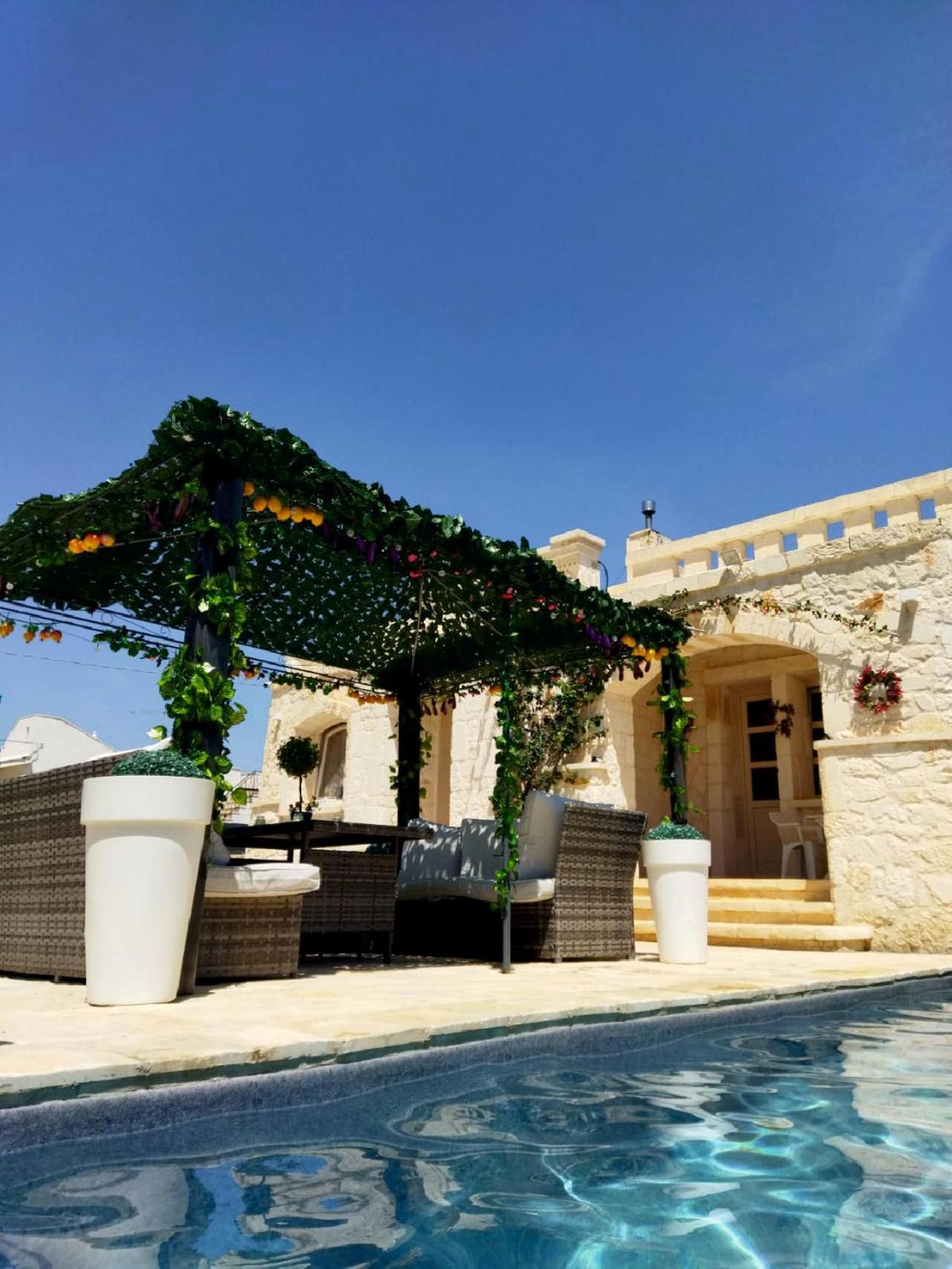 Villa Brachychiton 오스투니 외부 사진